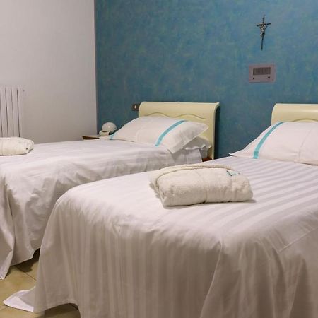 Hotel San Crispino Morrovalle Екстер'єр фото