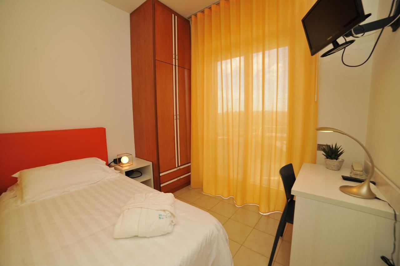 Hotel San Crispino Morrovalle Екстер'єр фото