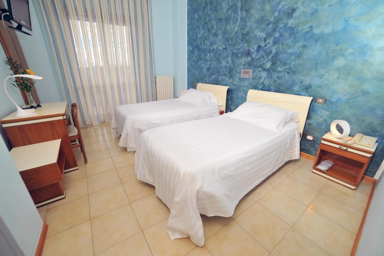 Hotel San Crispino Morrovalle Екстер'єр фото