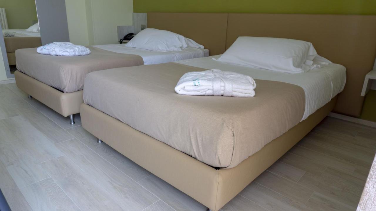 Hotel San Crispino Morrovalle Екстер'єр фото
